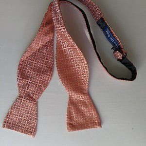Bow Tie Self Tie
